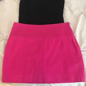 Size 4 Hot pink skirt from Express!!! Must have